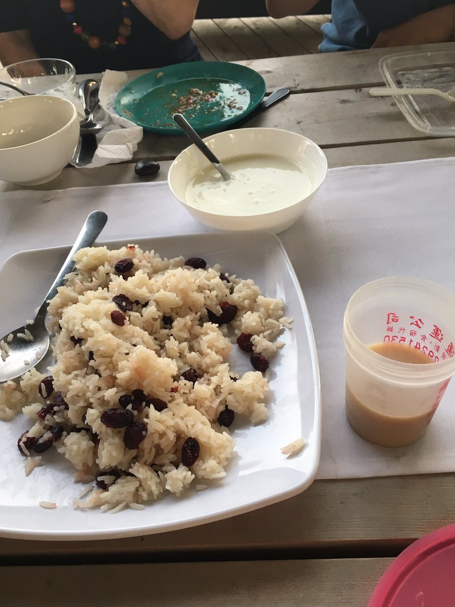 JanetLawCAN's tweet image. Guess what #cuisine this is? Love the experience to #eatTogether with new and old friends. Thank you   @TheDepanneur @thebentway.