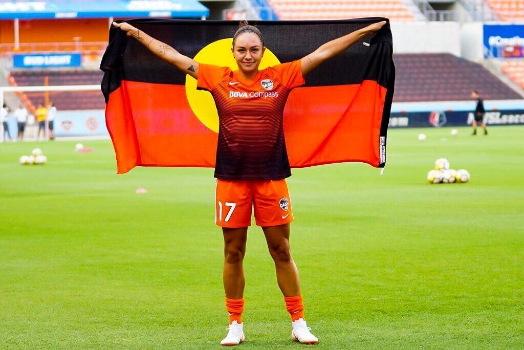 IntegraFS's tweet photo. Can Deborah help Kyah Simon to build the financial future she dreams of?
Tune in as Deb works with the Australian soccer star to give her the the tools she needs to get her finances on track.
See what they achieve - https://t.co/tqZvBES3OE
#IntegraFS #greatadvice @KyahSimon https://t.co/TRWADtnkaW