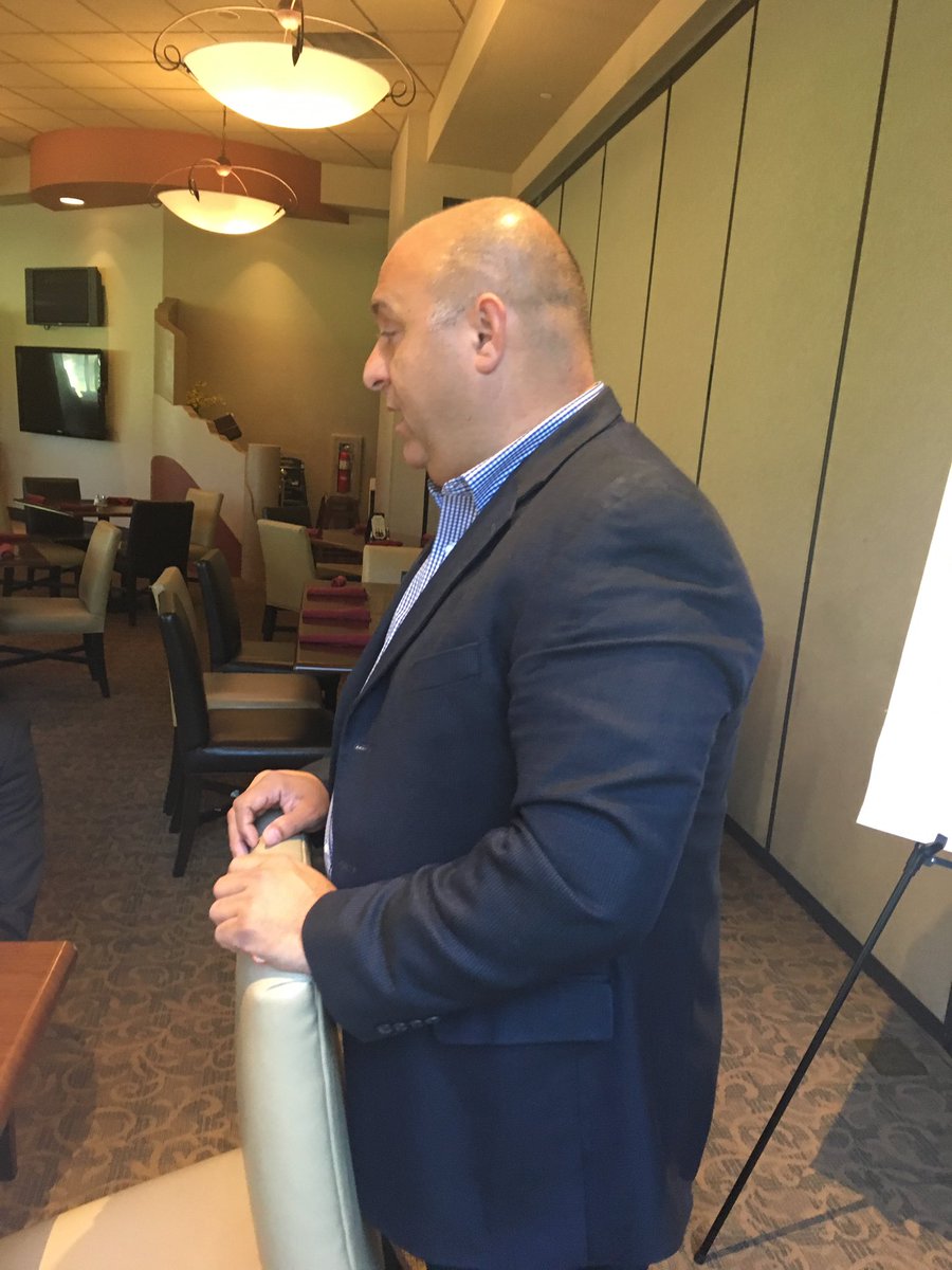 It was so great to witness these new DIAMONDS celebrating the culmination of sales class &amp; the beginning of successes to come! <a href="/diamondresorts/">Diamond</a> @DiamondCareers