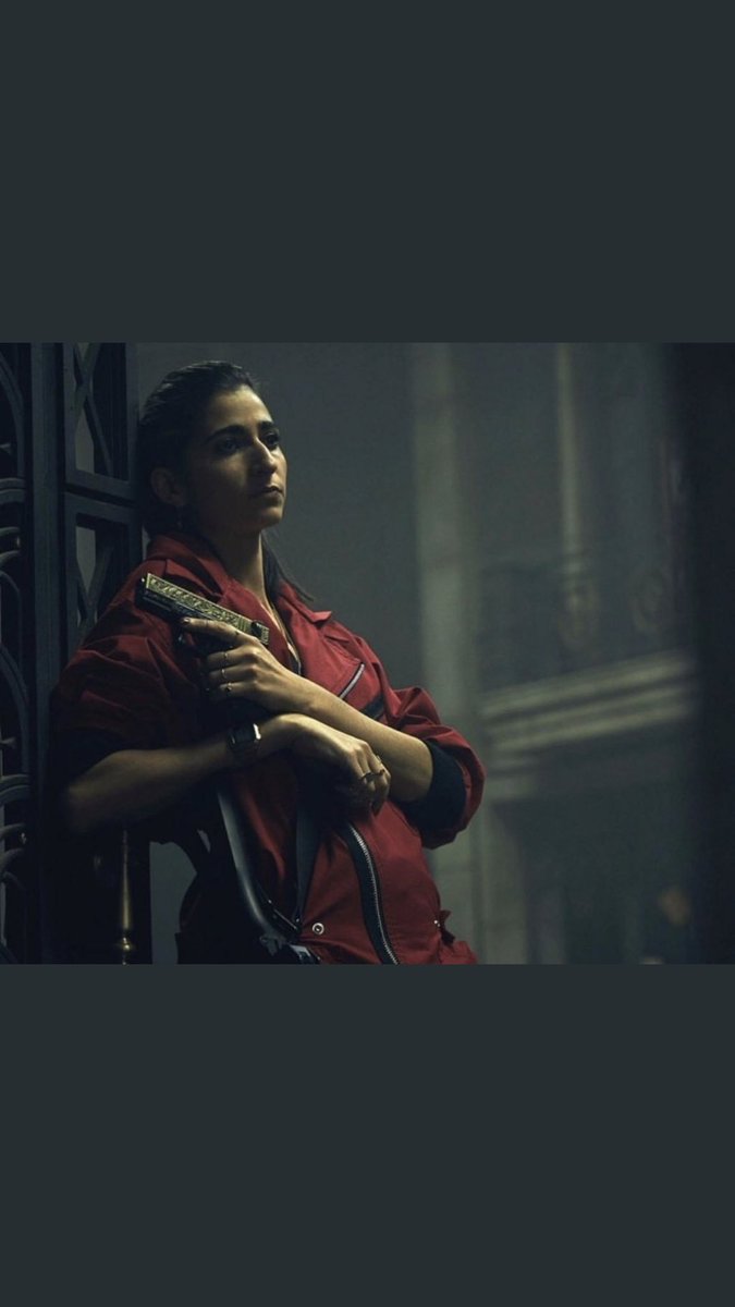shaha1412's tweet photo. #LaCasaDePapel3
ليش تموتونها 😭😭😭 نيروبي شخصيتي المفضلة 😭 https://t.co/vXrNtEbESL