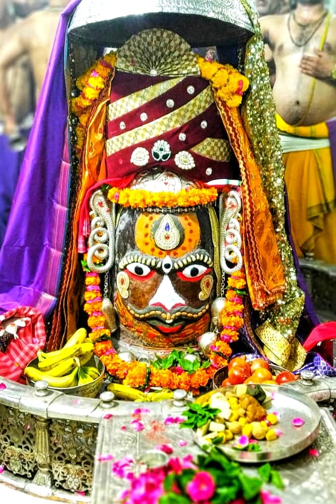 जय श्री महाँकाल 
बाबा महाकाल का आज भस्मारती  दर्शन प्रातःकाल 04 बजे  20/07/2019  #mahakal #ujjain #Bhasma #Aarti