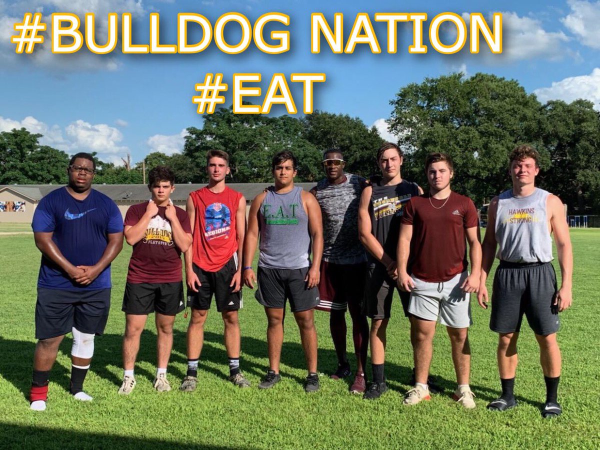 _EatAthletics's tweet photo. There is always work to be done .  The completion of the week ended with a competitive speed workout that push my guys to the end. @iamjd22 @coreybrooks4141 @LeschberLuke @LeschberStryker @ridic95227047 @HKylberg @mccoy_branson  @CoachHawkTdogs https://t.co/VD5OvtMFAt