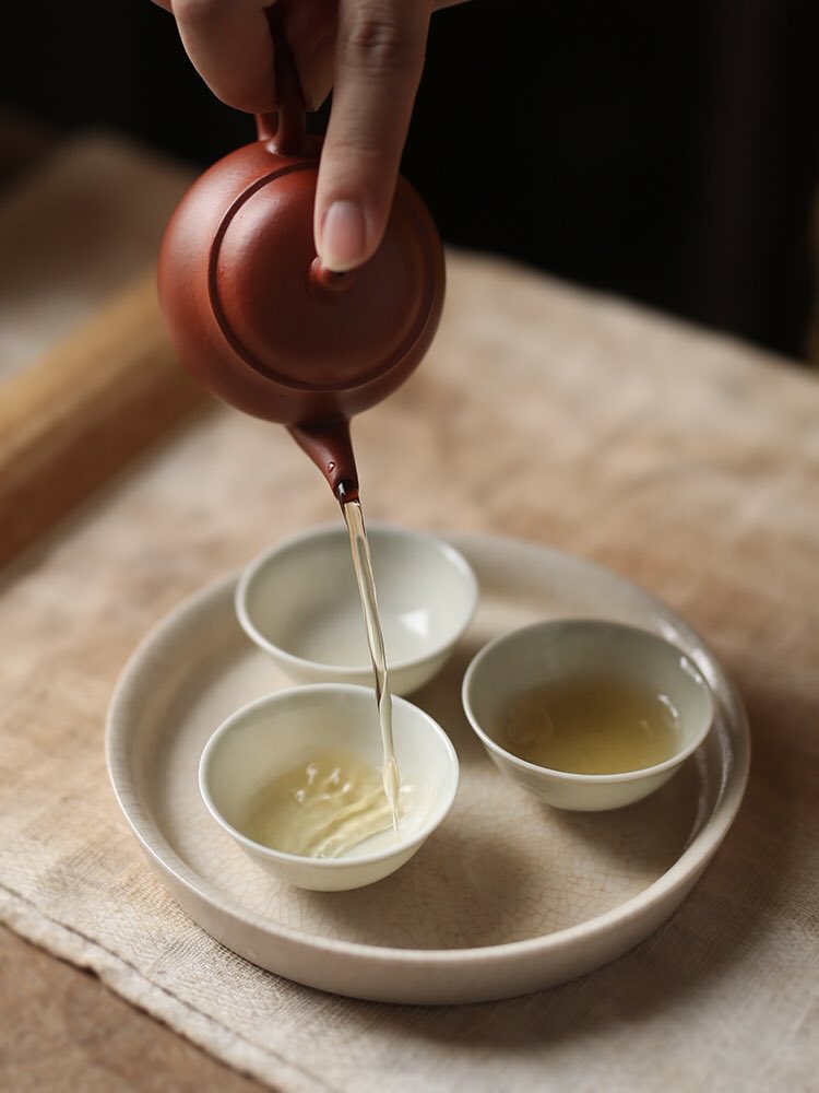 morimatea's tweet photo. With a pot of tea, you can enjoy the wind and tea set that bring you inspiration and mood.
.
.
.
#xiangyun #chapan #sculpture #auspiciousclouds #dancong #oolongtea #chaozhou #duckshit #teatablecloth #potoftea #teaaddict #teaset #mood #inspiration #elegant #enjoyment #morimatea https://t.co/vIDousEujP