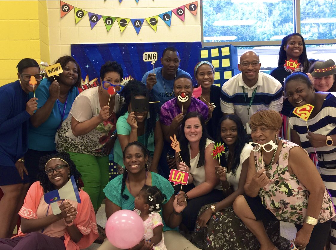 MrsNettlesJones's tweet image. #LiteracyNight #SuperTeachers #CampReadALot @RichlandOne
