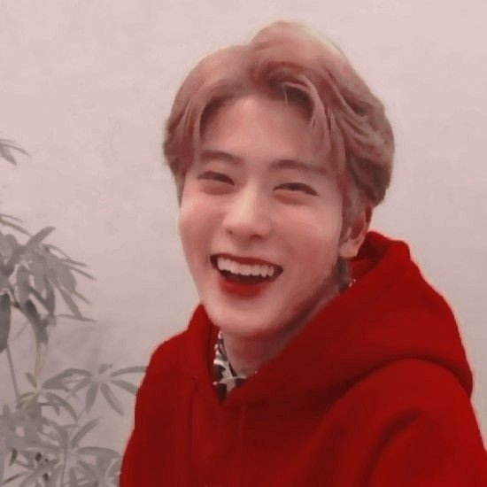 nctwines's tweet photo. [dojae!au] [soulmates!au]

onde doyoᥙᥒg continua somente vendo tudo em preto e branco ou onde jᥲᥱhyᥙᥒ se vê completamente perdido nas cores do namorado do seu melhor amigo. https://t.co/8aEfbmZaKR