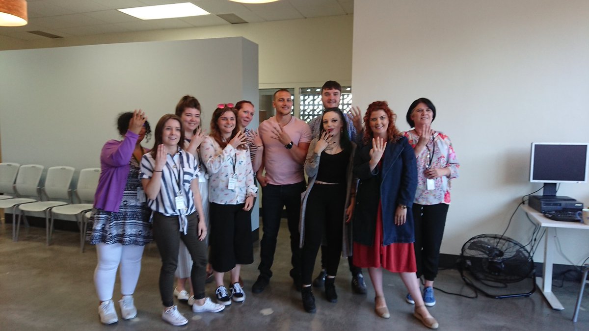 AnniecampbellA's tweet photo. All the social work student crew from qub with the leader of 4d drug and alcohol organisation for young people and young adults in portland ... Great talk by a peer mentor and founder of the organisation https://t.co/XQ07sNoOP3