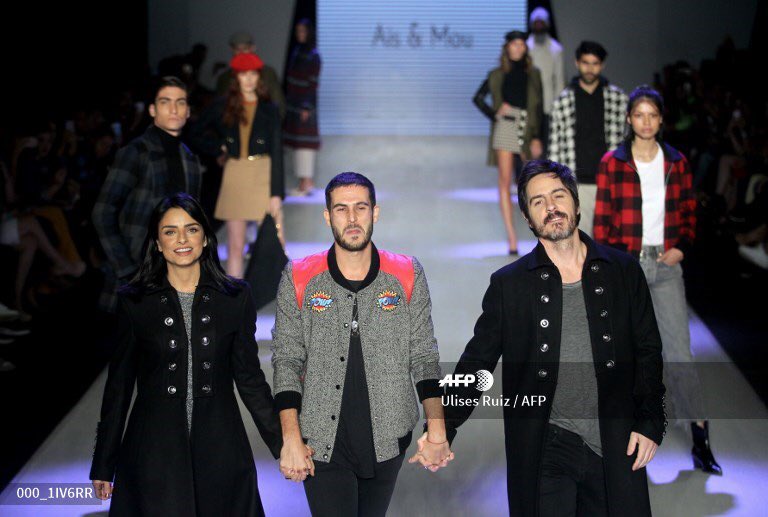 35mmfotografia's tweet photo. A model shows a creation of the autumn and winter collection by Mexican designer Jaime Kohen for Mexican brand Merkabá, during the 71st edition of Intermoda in Guadalajara.@AFPMexico @afpphoto #photography #mexico #Jalisco #Guadalajara @Intermoda #IM71 #fashion #Merkabá https://t.co/FcMsi1rojW