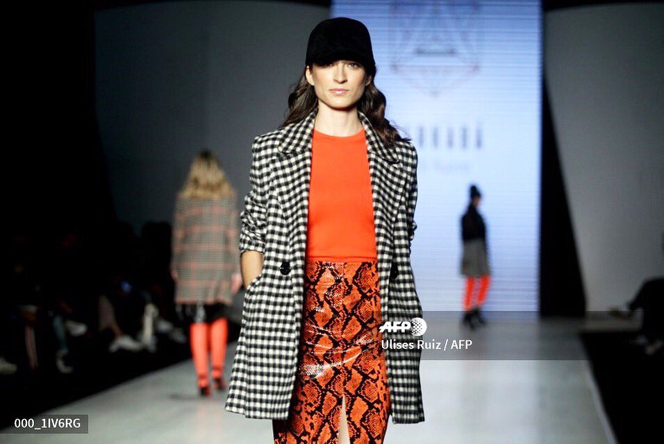 35mmfotografia's tweet photo. A model shows a creation of the autumn and winter collection by Mexican designer Jaime Kohen for Mexican brand Merkabá, during the 71st edition of Intermoda in Guadalajara.@AFPMexico @afpphoto #photography #mexico #Jalisco #Guadalajara @Intermoda #IM71 #fashion #Merkabá https://t.co/FcMsi1rojW