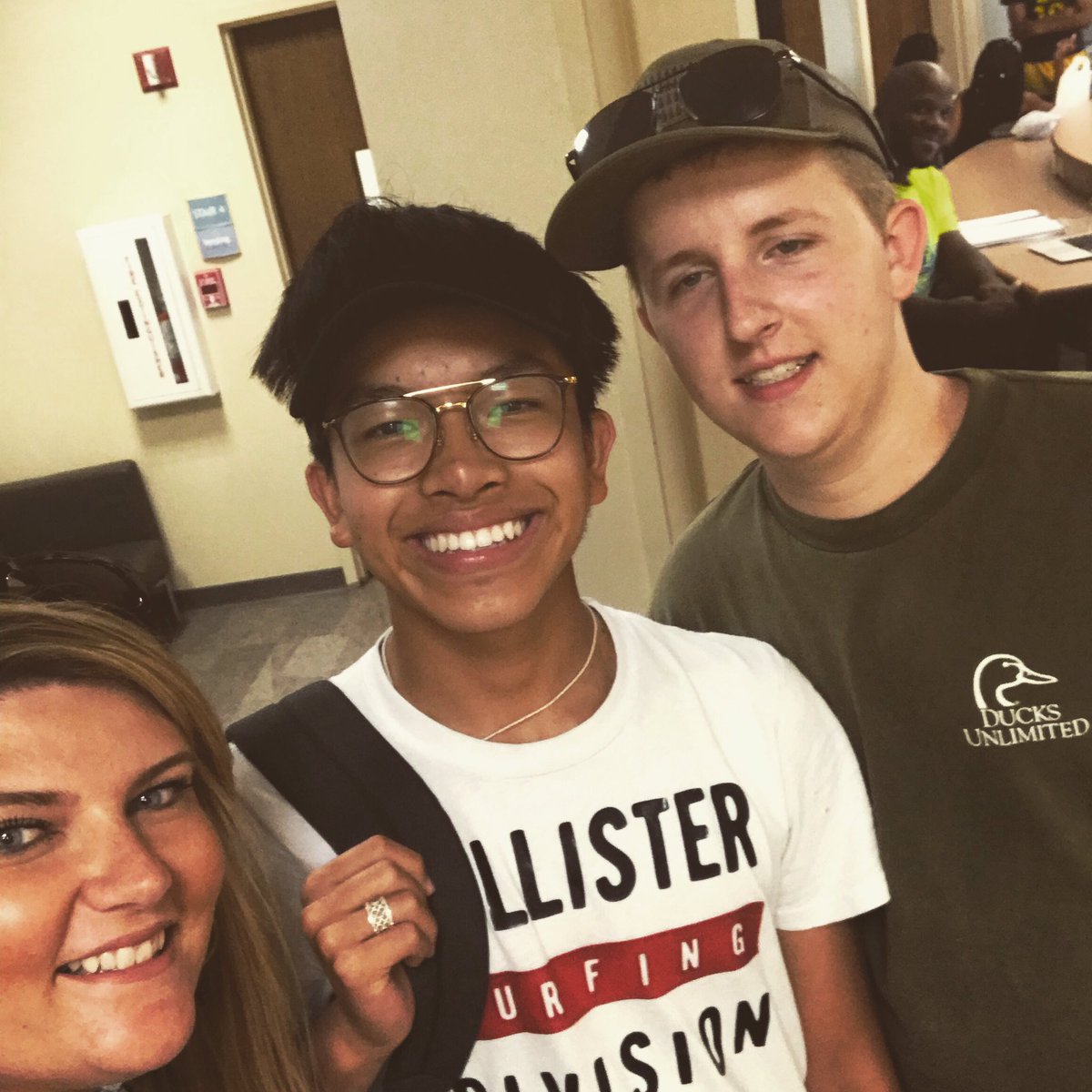 Wrapping up mentor nights at <a href="/HRGS_CTA/">Hanover Reg Gov. Sch</a>! Good luck to my new friends on senior year, college admission and all the steps on their journey to an exciting career in finance! #InspireEmpowerLead