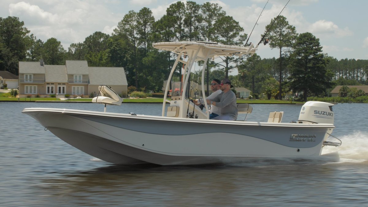 carolina_skiff's tweet photo. Looking good! The new Carolina Skiff 21 LS cruising during its photoshoot.
.
.
.
#carolinaskiff #LSseries #newboat #photoshoot #cruising https://t.co/tQf5WKJMuD