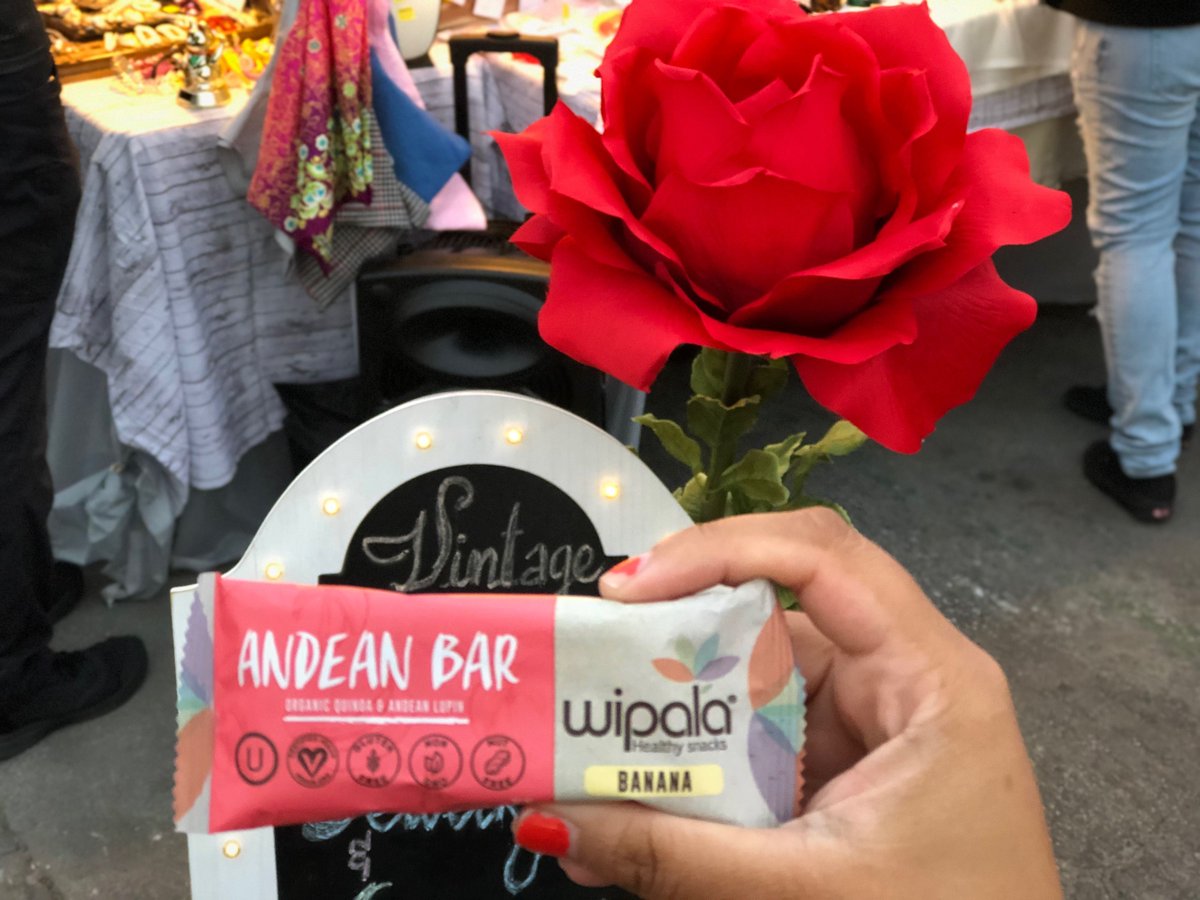 EverglobeCorp's tweet photo. Bringing a healthy snack along with us wherever we go.😊 
#HealthyFood #HealthyEating #healthylifestyle #HealthyLiving #HealthyLife #SnacksTime #organicfood #veganfood #VEGANEATS #Summer2019 #happiness #goodlife #snack #WipalaHealthySnacks #Ecuador #LosAngeles #Burbank #westcoast https://t.co/A5V7nYX4Kh