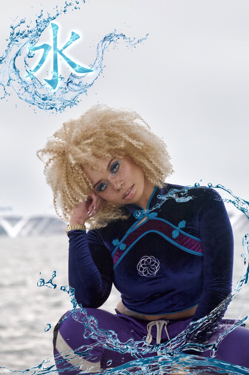 _Ryukami's tweet photo. The mind is like water. When it is turbulent, it is difficult to see. When it’s calm everything becomes clear. #LiveInZen 🌊 
🎨: @aangelsimms 
📸: @Desertedinurban https://t.co/B9JXAIMg4b