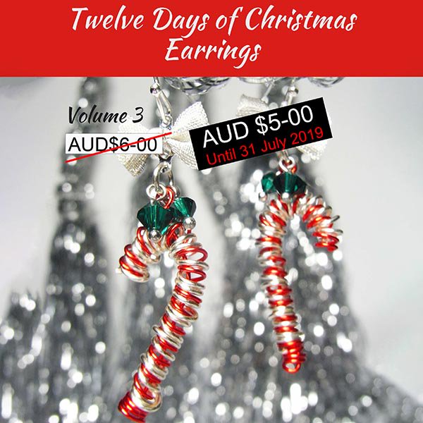 MillLaneStudio's tweet photo. New Jewellery Projects and Resin Tips - https://t.co/QQUgF82nSh July Resin Insider newsletter is available now. Get my latest resin tip and jewellery making projects plus a special Christmas in July offer for jewellery makers. https://t.co/DbJlrLlQb0