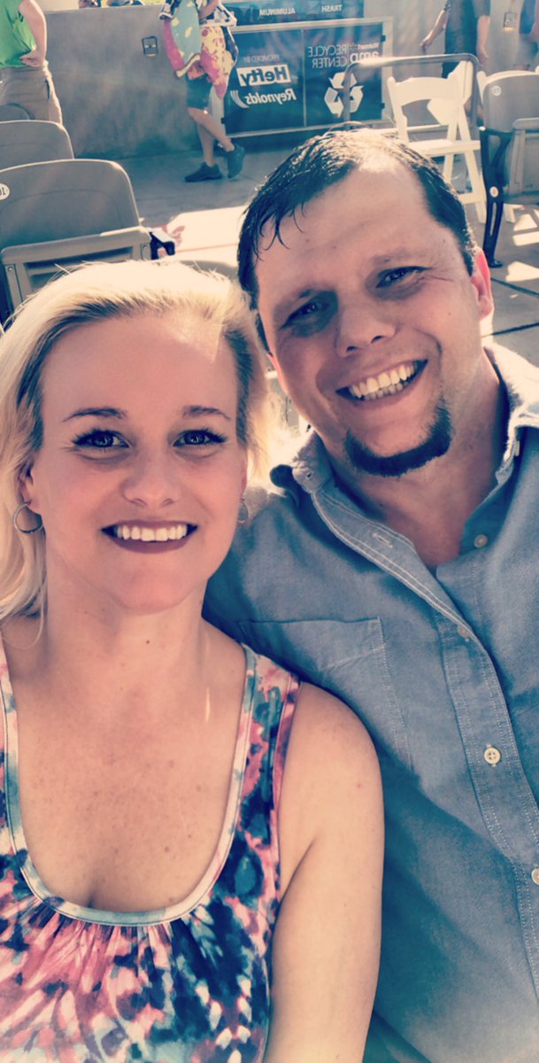 Jimmie Allen, Chris Jamison, Chris Young for Date Night! #AMPLiveFeed