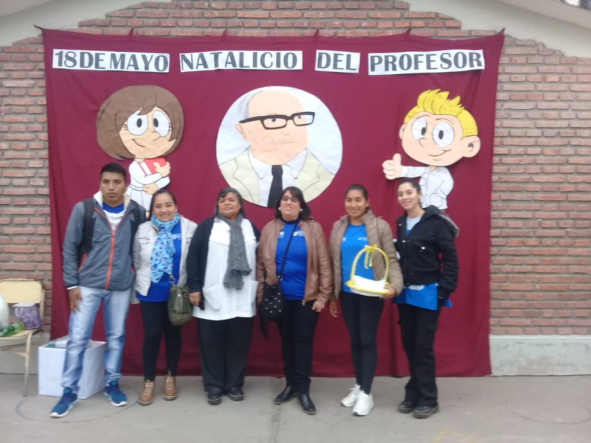 VickyA2011's tweet photo. #DiaDelAmigoEnCPPS Escuela Oscar V Oñativia !!!@normaluna2091 @artydance23 @FerSiarezEa @fguillesaavedra @JuaresCarla @LauraGuz05 https://t.co/07sijPgm2B