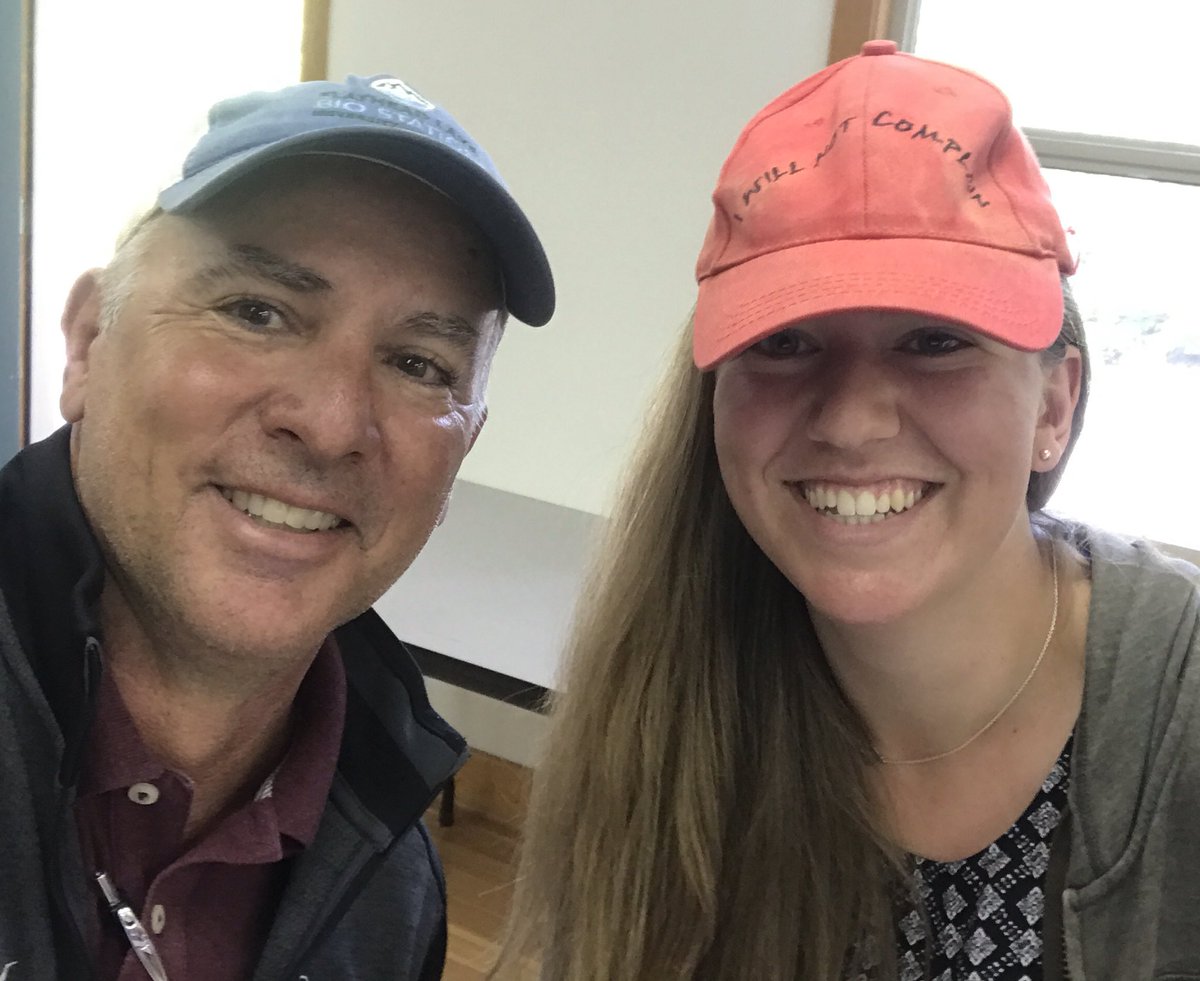 DrLimnology's tweet photo. Wrapping up #fieldecol19 we gave out the βI will not complainβ award to the most stalwart students. Elaine took barehanded water samples at 0.58 degrees C w/o a peep! #flbs19 @FLBSUM https://t.co/ROuIAPWxkC