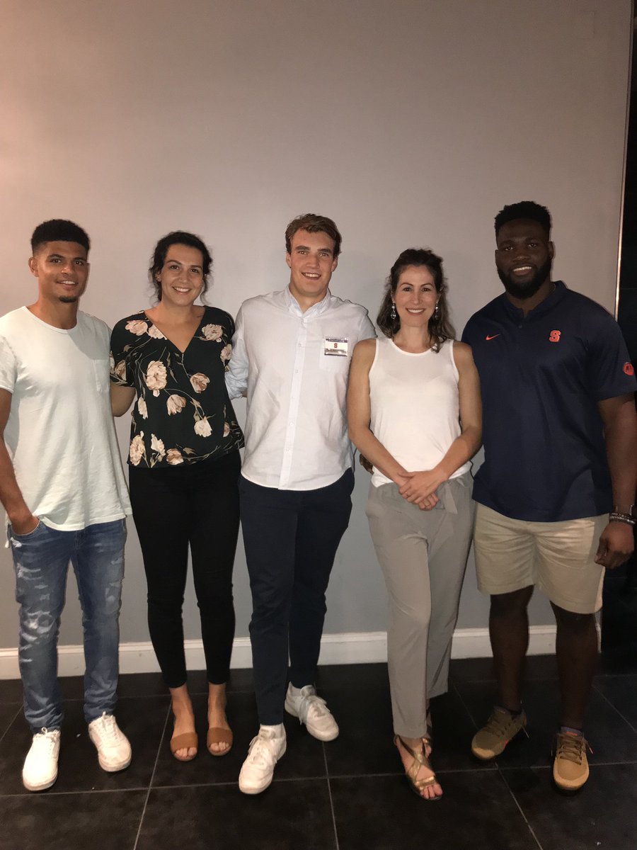 SyracuseSAE's tweet photo. SYR✈️ATL
#OrangeSAAC reps are in Atlanta for the ACC SAAC Summer Conference.
Follow Pieter (@CuseRowing) and Kingsley (@CuseFootball) on our IG: syracusesaac 📸
#TeamingUpToLead #ACCSAAC https://t.co/BvPWscmrpW