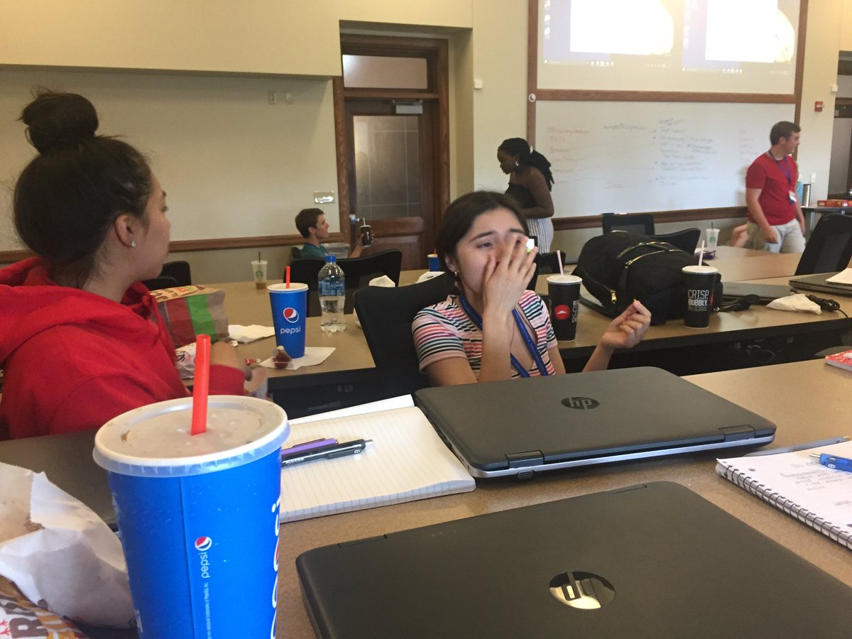 Shhmaking in class. #BlueYourThang