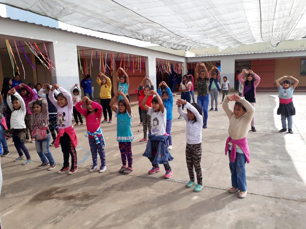 Graciel03476193's tweet photo. #DiaDelAmigoEnCPPS EscuelaWichiIndiosMatacos4232 CAI18 @artydance23 @lescano_marite @patriciapinasco @UrtubeyJM @fguillesaavedra https://t.co/vFwwYUMxGH