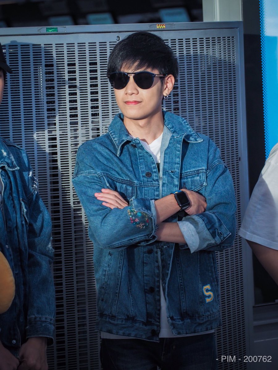 pimpimkis's tweet photo. วันนี้หล่อมากจ้าาาาาา 🦁

#SingtoPrachaya
#OurSkyyFanMeetinginTaipei
#pimftks https://t.co/UgzjjbwioC