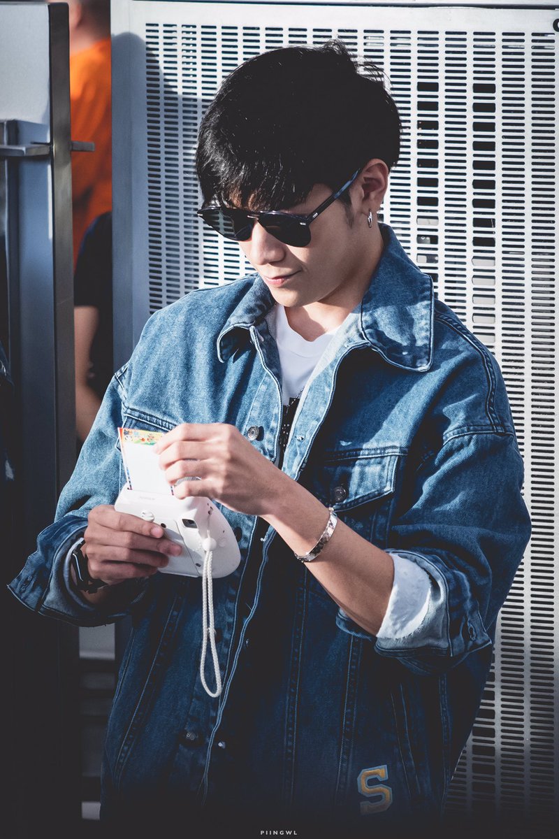 PiinGWL's tweet photo. [19.07.20] #OurSkyyFanMeetinginTaipei

เท่มาก!!!

#SingtoPrachaya https://t.co/keJymjfvo5