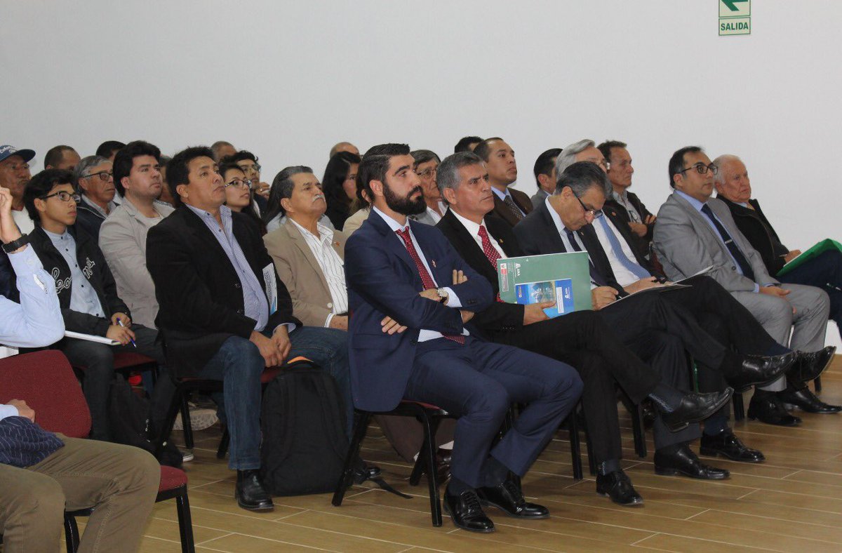 ANAPeru's tweet photo. El jefe de la @ANAPeru, Walter Obando, hizo un llamado a las empresas agroexportadoras para que asuman el reto del agua del futuro y de esta manera hacer un uso más eficiente del recurso hídrico, lo que beneficiará al sector agrícola, a los usuarios y a la población. @minagriperu https://t.co/fAOAPR6SMT
