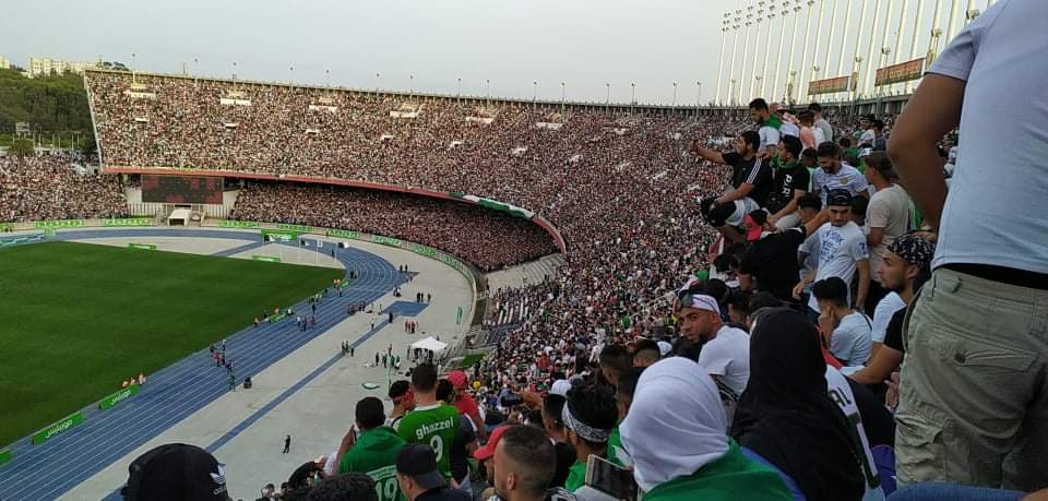Gs_Dz16's tweet photo. #stade_du_05_juillet #Alger #Les_Verts  #LesFennecs #LesZhommes https://t.co/Fjp56m88xe