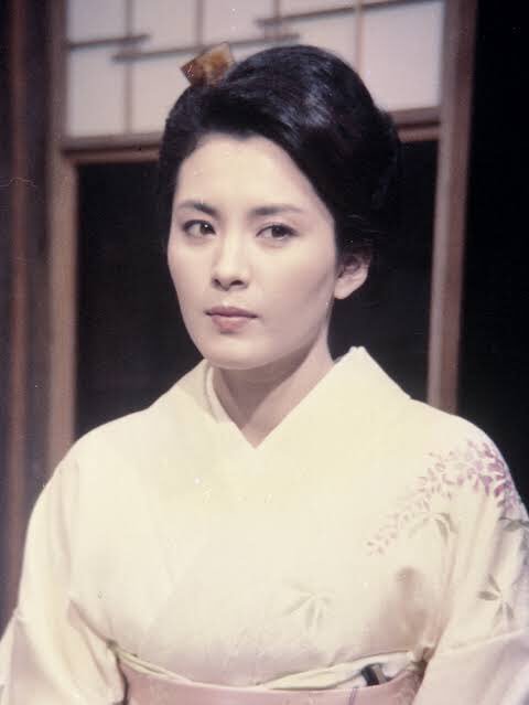 טוויטר 森永タミー בטוויטר 7月日は松坂慶子さんの誕生日です 生まれた時は低体重児で死にかけたそうですが 両親の イングリッド バーグマンのような綺麗な女性になってほしい との願いから 多くの習い事をして女優として大成しました 鼻から口のラインが