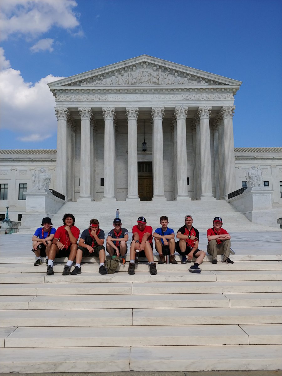 ScouterDerek's tweet image. 1st full day in DC!  Amazing race was great!  All the cool kids got NASA tattoos!  Capital bldg &amp;amp; supreme Court.@1stBolton @scoutsdostuff #wj19cdnunit4