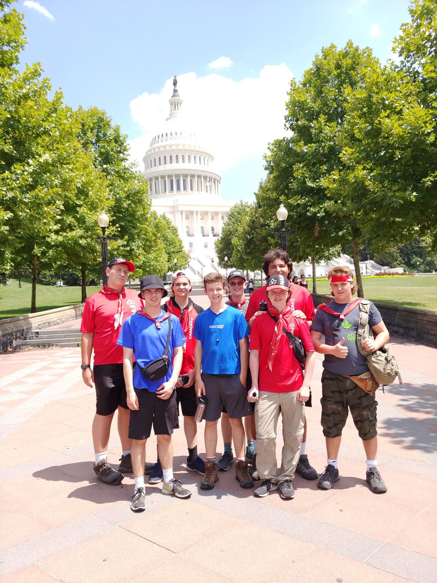 ScouterDerek's tweet image. 1st full day in DC!  Amazing race was great!  All the cool kids got NASA tattoos!  Capital bldg &amp;amp; supreme Court.@1stBolton @scoutsdostuff #wj19cdnunit4