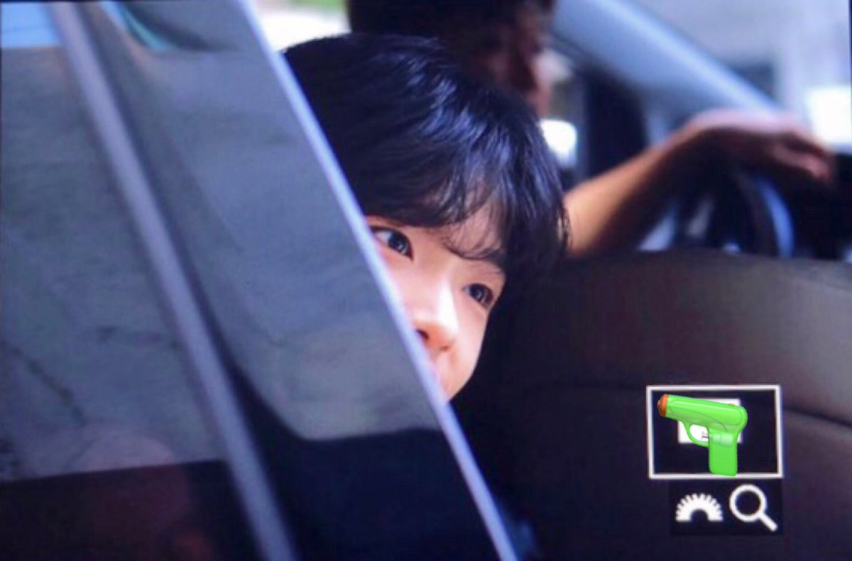 dongpyoroll's tweet photo. peekaboo ! 
#X1 #DONGPYO #손동표 https://t.co/RroFRDwwwf