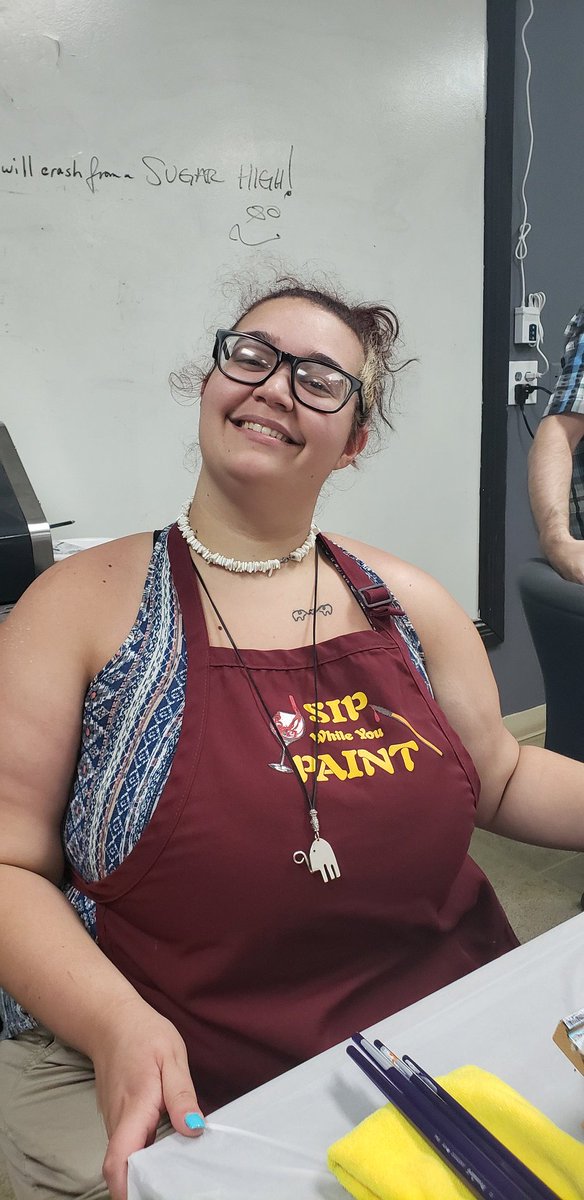 sherrell1071's tweet photo. Having fun at 2511 sipping and painting. Thanks boss loads of fun. Sipping Welsh's ok guys. 
@AndraeSM2511 
@OrrinBurkett 
@thd0063 
@Elaine00548438 
@Kendra05658055 
@DLaPorta2511 
@StephenLongoTHD https://t.co/0qxw0qTwZN