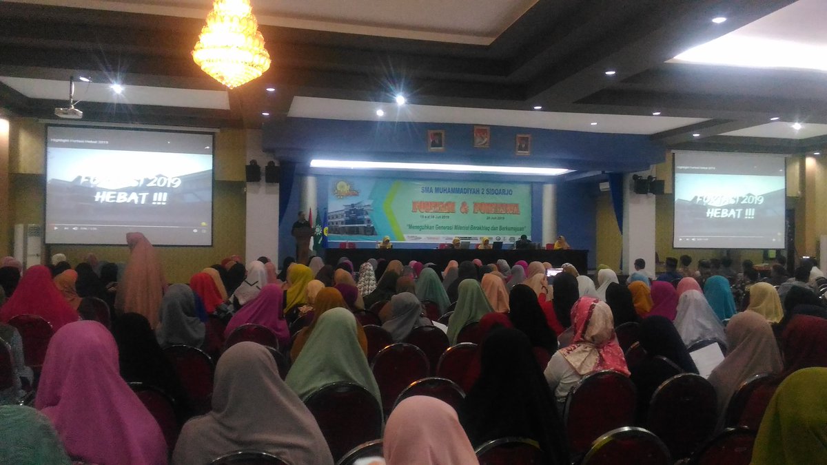 smamdasidoarjo's tweet photo. Sedang berlangsung rangkaian kegiatan #PPDB2019
"Forum Ta'aruf & Orientasi Wali Siswa" disebut dengan FORTAWA https://t.co/KMy4nb2mTf