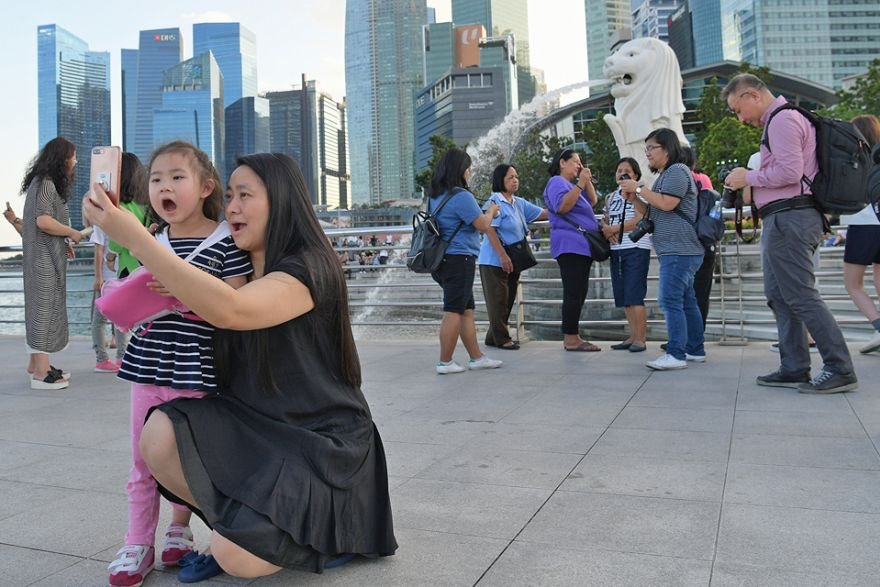 SocialMktgHack's tweet photo. Singapore remains on radar of China tourists    The Business Times  THE BUSINESS TIMES  ..

https://t.co/Z1K6frBQoQ https://t.co/5pUEtrDNbV