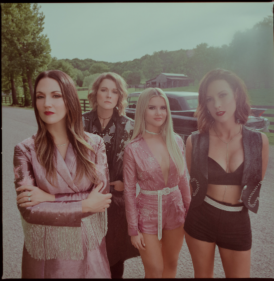 RollingStone's tweet image. Country’s new supergroup empower women and challenge Nashville’s gender barriers on their debut album rol.st/32AIbx1