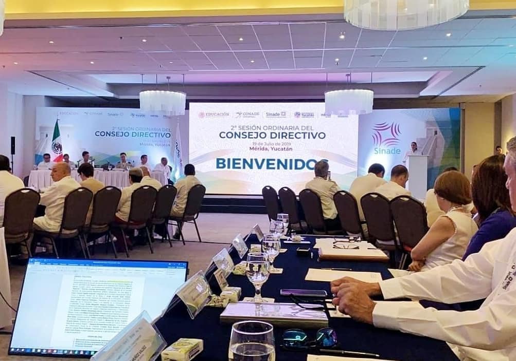 fatimabanos's tweet image. Contando con la presencia de la titular de la @CONADE, @AnaGabrielaGue, hoy celebramos la 2da. Sesión Ordinaria del Consejo Directivo 2019 del #SINADE, en la que se trataron importantes temas referentes al Programa Nacional de Cultura Física y Deporte 2019-2024.