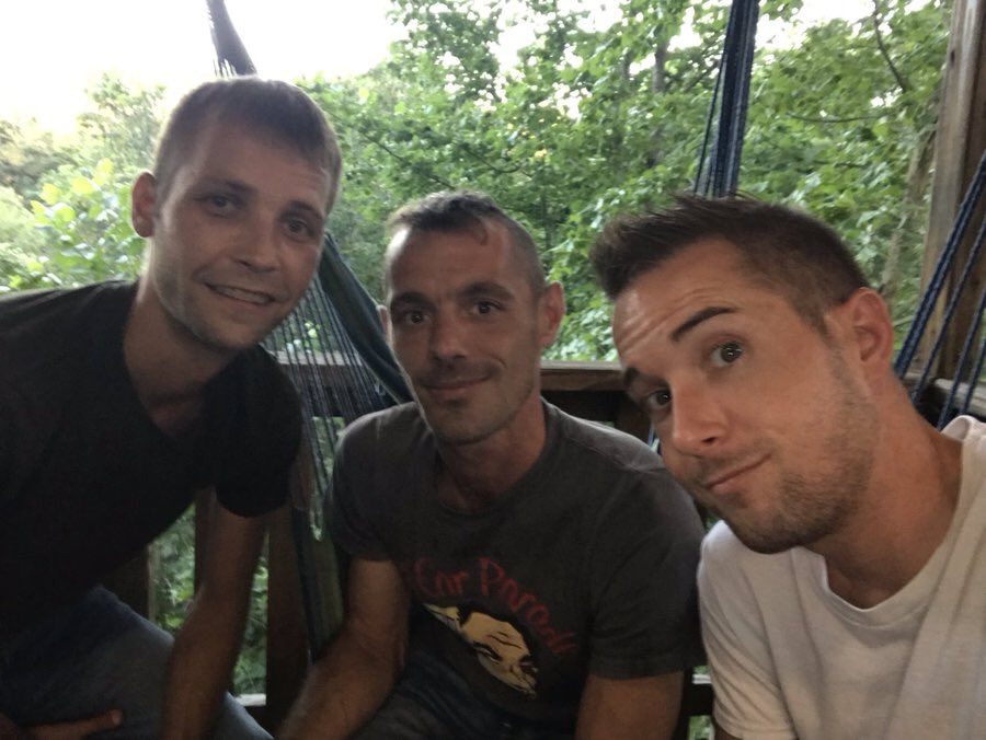 Brett Bradley on Twitter: "Chillin with the boys @lilbro1987 ...