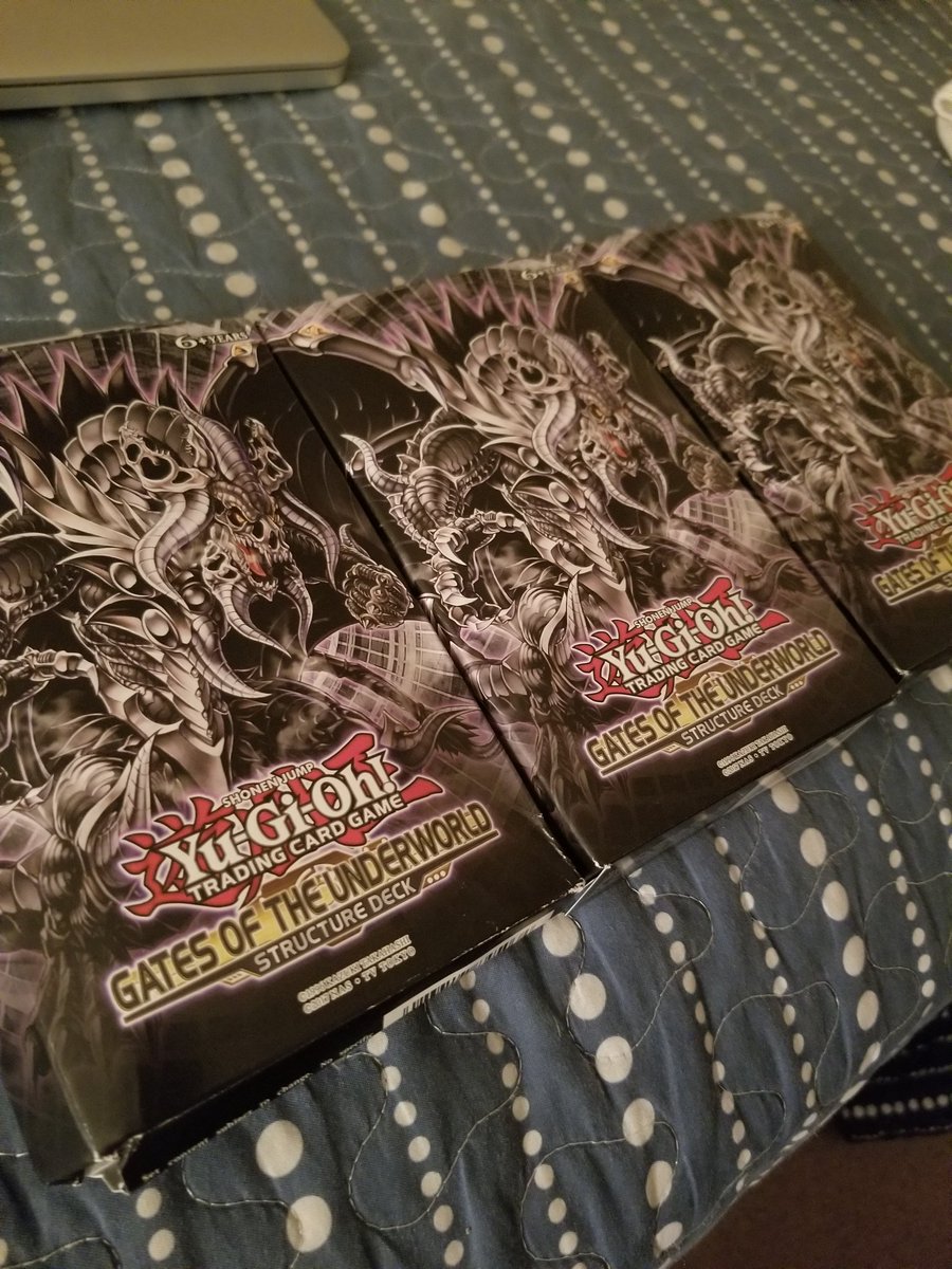 Emperor_Libiano's tweet image. So I&apos;ve been getting back into my #Yugioh shit low-key. Saw this structure deck at Target and decided to treat myself to 3 copies of them. Lol 

Time to build. 👌 #NerdFlow