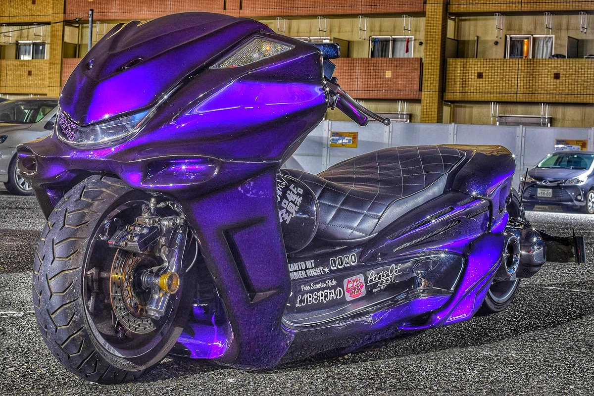 ヤマハマジェスティ4D9 エアサス ロンホイ