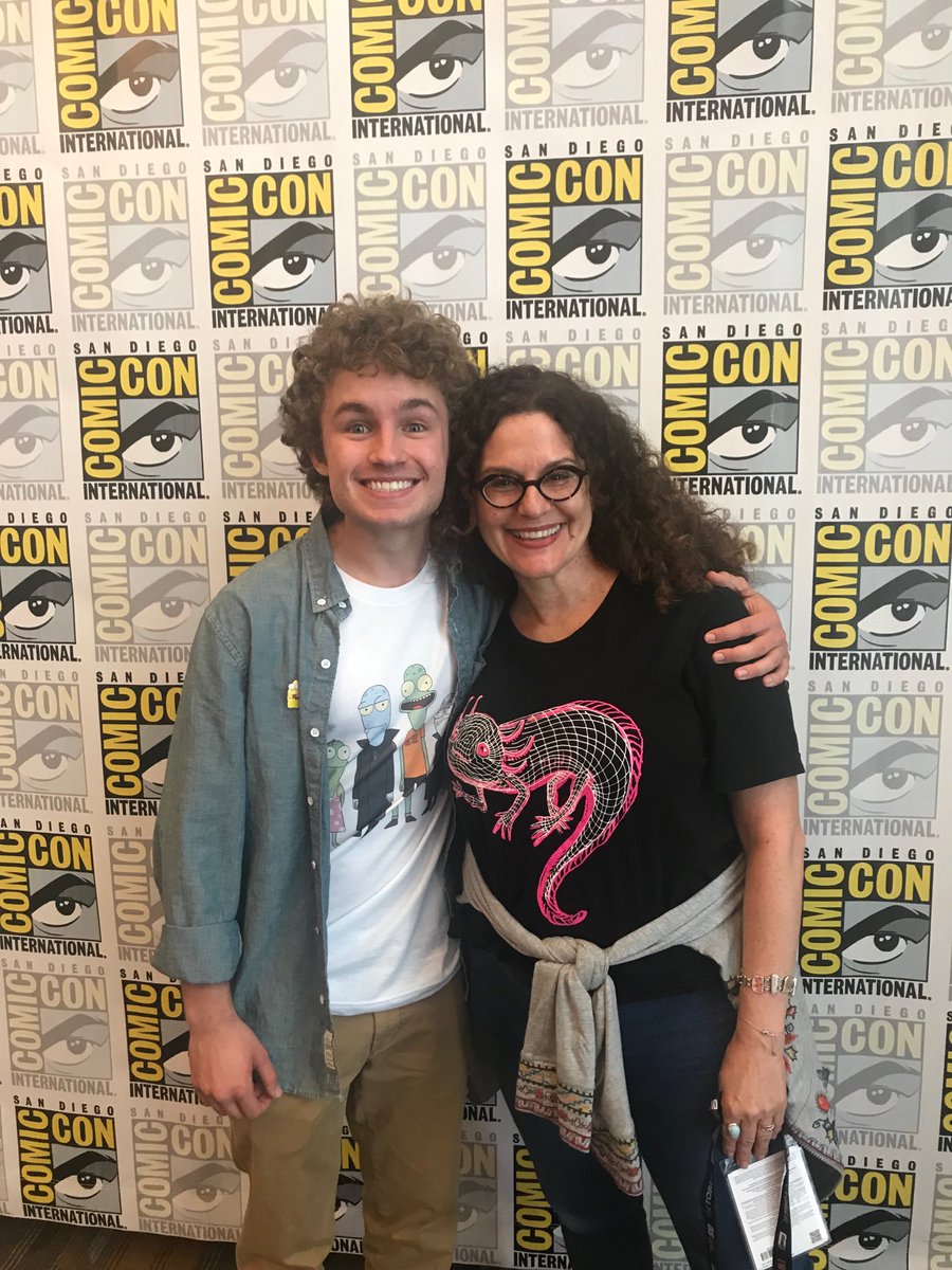 agentmelissabb's tweet photo. Super excited #solaropposites @hulu @seangiambrone #cantwait!!! #sdcc2019 #sdcc #cesdvo https://t.co/SJkFlJ88jp
