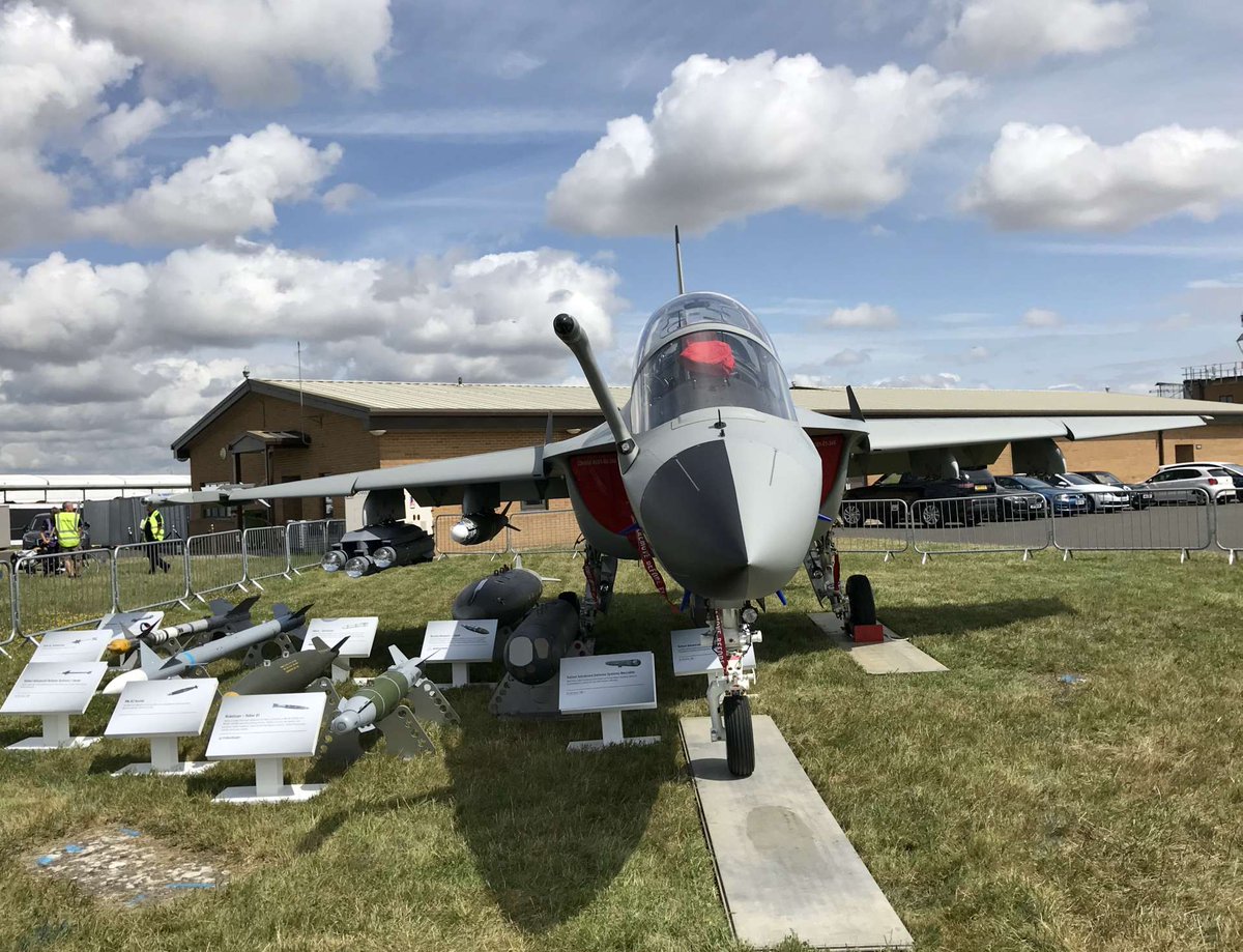 LDO_Aeronautics's tweet photo. @airtattoo #OneBodyTwoSouls: at @airtattoo we are exhibiting the #Aermacchi #M346, the most advanced jet trainer also in Fighter Attack variant. To learn more
👉 https://t.co/wZ84MAEbjx
👉 https://t.co/gpXJ0YSOWP https://t.co/fsN2DeVy6j