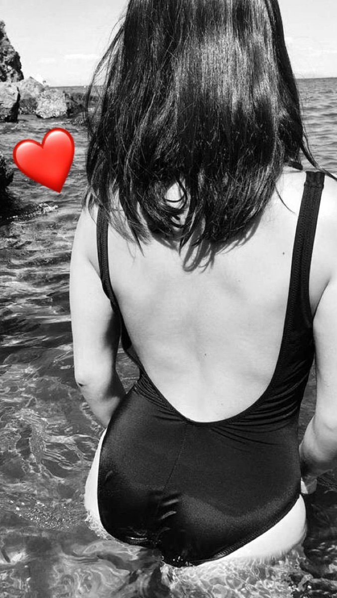 iloliviaa's tweet photo. El mar siempre huele a nostalgia ...con un poquito de sal....🐟🐟 Café y arracamos ya ...#BuenosDias Amores #FelizSabado https://t.co/2GjqhLTji1