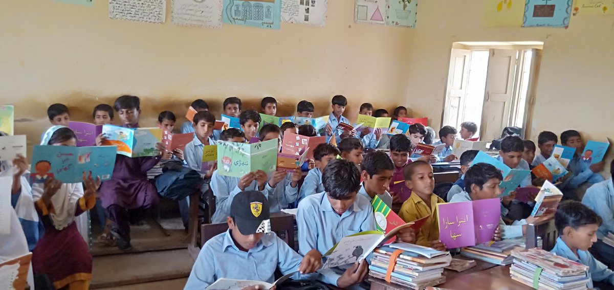RajperAftab's tweet photo. Drop Everything and Read (DEAR) activity conducted in different classes during library period "Readers are Leaders"
GBELS Muhammad Khan Shar Taluka Faiz Gunj District Khairpur SEMIS code 415010511.
@sardarshah1 @Qasimsoomro @IBAheads https://t.co/cxWLv2ulDw
