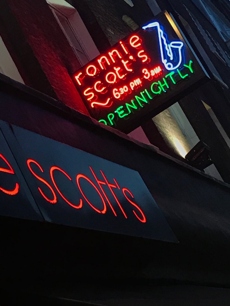 adriftinsoho's tweet photo. 🎷@officialronnies happy 60th birthday 🎂 with many more happy returns! Wishing all at Ronnie Scott’s a great day today. #jazz #music #soho #frithst
🎼🎹🎺🎸🔈 🎤 🥇 https://t.co/2Tg7cJIb19