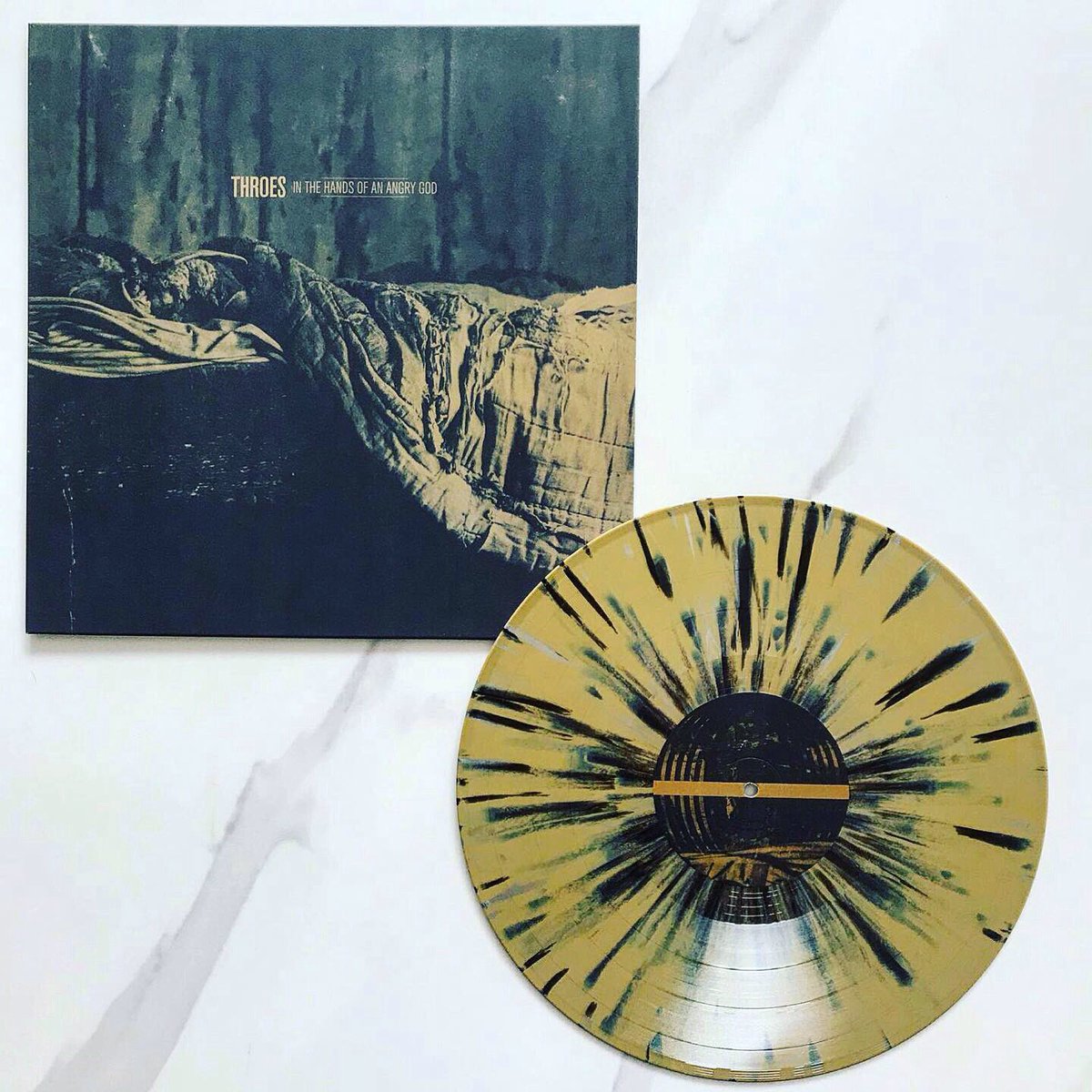 Where do @holyroarrecords keep finding these bands? Brutal AF ⚒

#throes #holyroarrecords