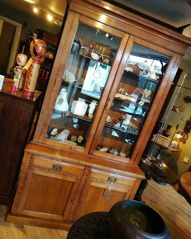 naturalroomni's tweet photo. The sun has come out in #Comber (For the moment anyway) and our doors are open until 5pm! So if you're out and about, pop in for a browse....We're told it's pretty interesting 😉

#thenaturalroomemporium  #interiors #eclecticinteriors #antiques #expec… https://t.co/N97nPn211H https://t.co/HmmIAGuSin