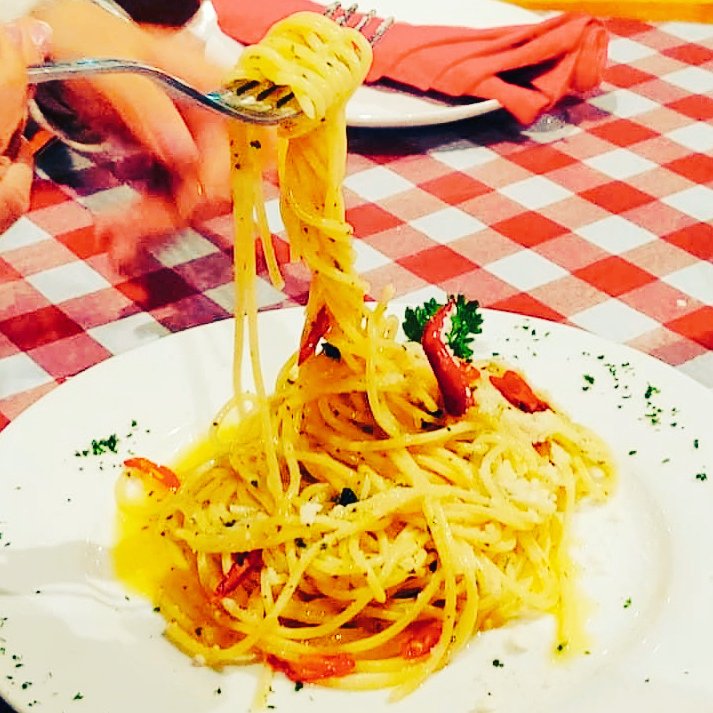 Chefvishalbhat1's tweet image. Soon will be sharing recipe on my upcoming website stay tuned...
#recipes #RecipeOfTheDay #FoodForThought #foodstory #StayTuned #chefs #chef #chefvishalbhatia #kitchenstories