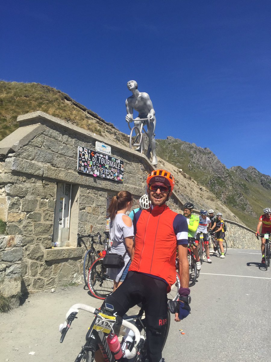 ciclopericoloso's tweet photo. In bocca al #Tourmalet #TDF19 #ciclismi #Pirenei #octavelapize https://t.co/65XdAVKCsV
