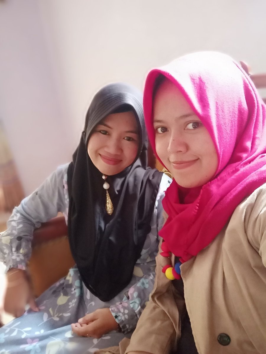 nisak24's tweet photo. Cantik gak yaa 😃😃 https://t.co/BzH23HypK5