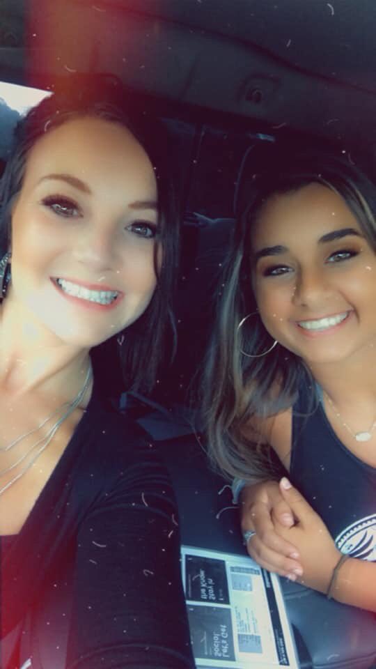 izzybuxtonn's tweet photo. @GythRigdon you sure did not disappoint. Not only was this my first gyth concert but first concert ever!! Keep it up gyth can’t wait to meet you soon❤️ #gythnation https://t.co/m1KK7nhufB